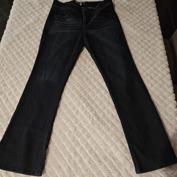 Wit & Wisdom Brittany Mid Rise Itty Bitty Boot Cut Jeans Size 8 Style L12241BBEA - Picture 2 of 8